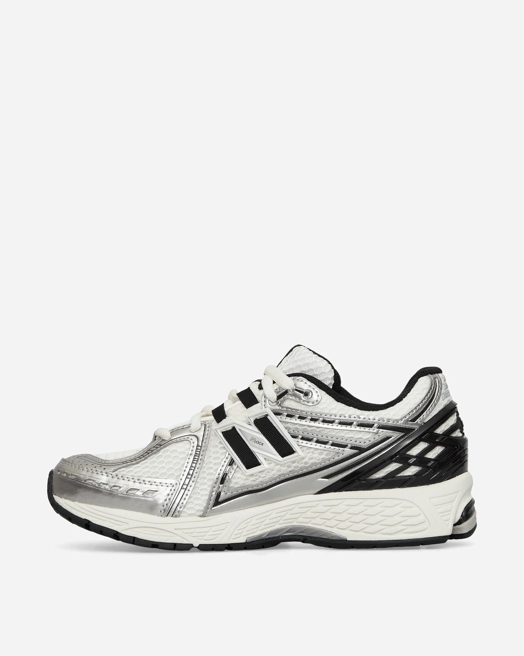 1906R Sneakers Silver Metallic / Black / Sea Salt