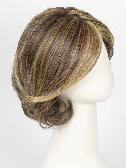 Accessories_Raquel Welch_Wigs Crowd Pleaser Wig by Raquel Welch | Lace Front | Best Seller