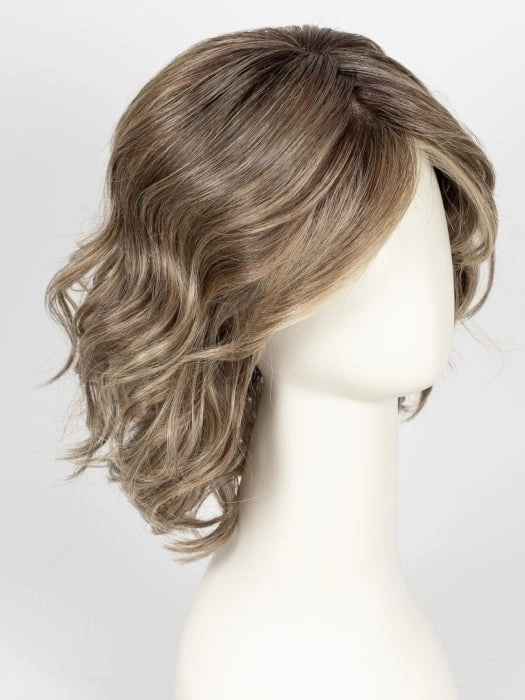 Accessories_Raquel Welch_Wigs Editor's Pick Large | Synthetic Lace Front Wig (Mono Top)