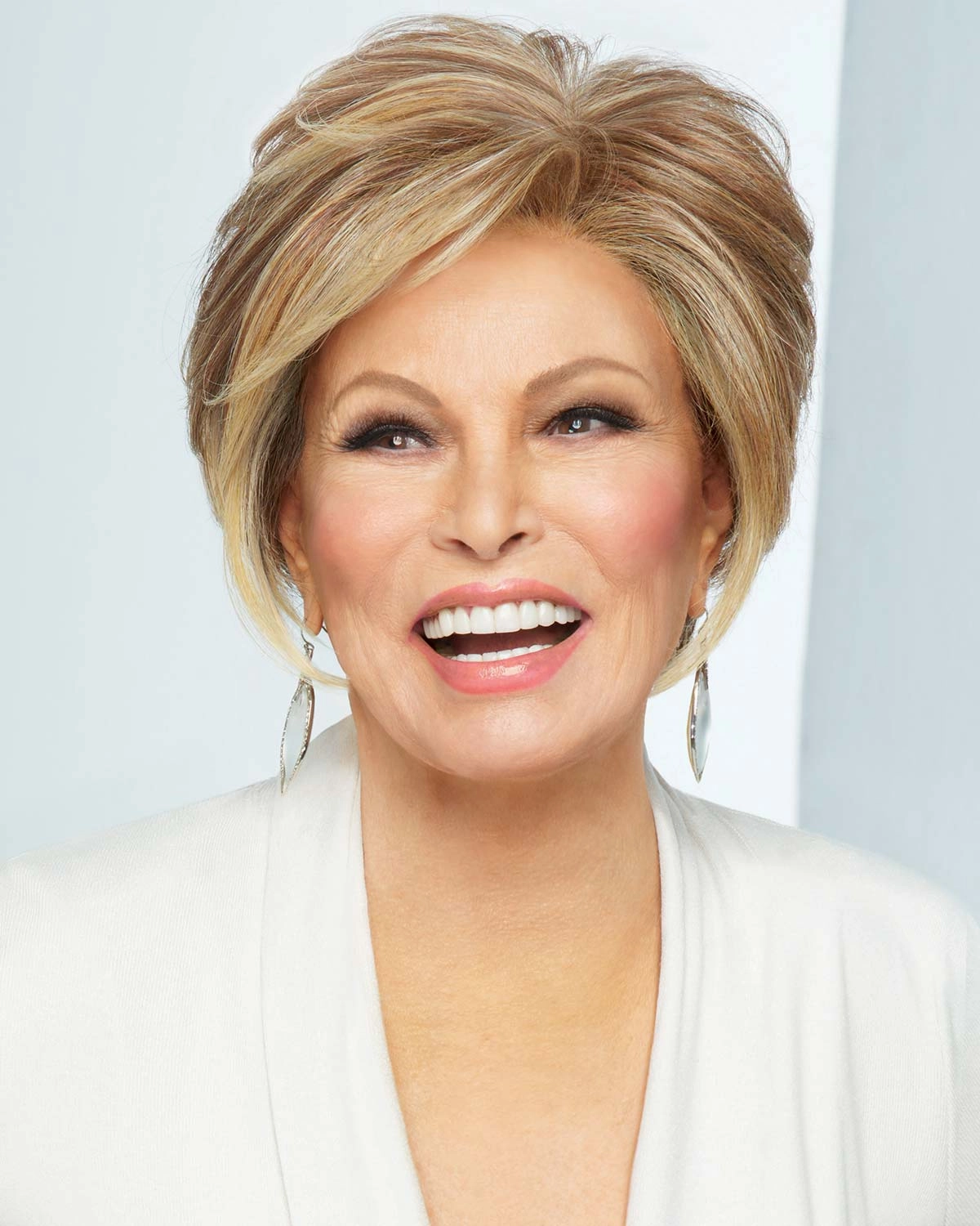 Accessories_Raquel Welch_Wigs Go To Style | Lace Front &amp; Monofilament Part Synthetic Wig by Raquel Welch