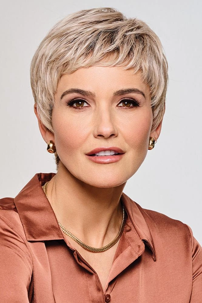 Accessories_Raquel Welch_Wigs Straight Chic Petite/Average
