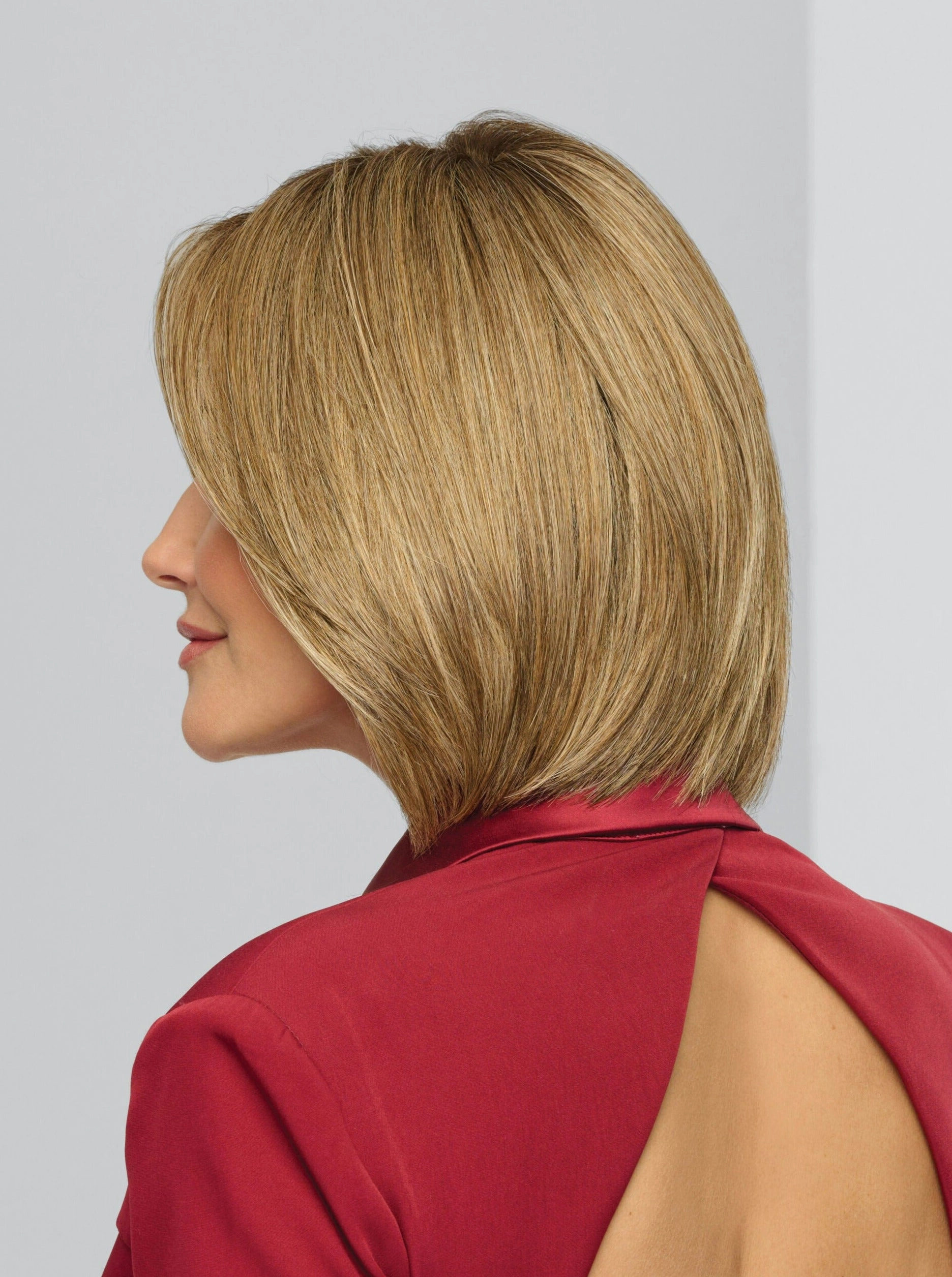 Accessories_Raquel Welch_Wigs Straight Up With a Twist Elite