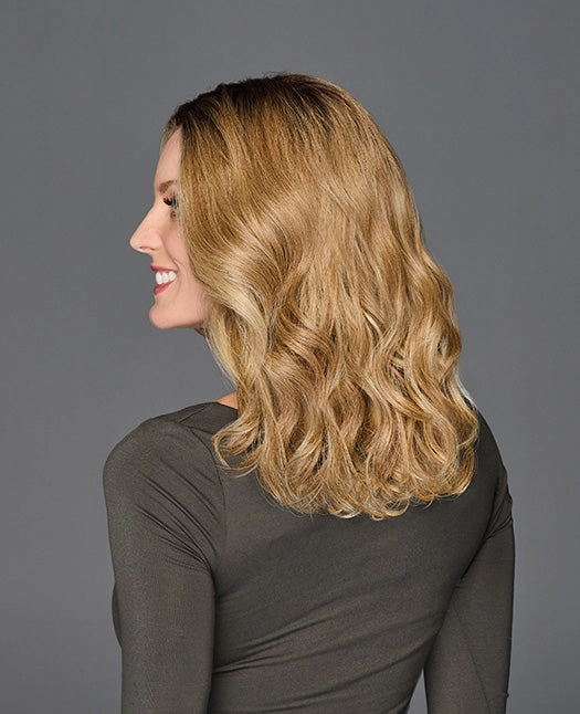 Accessories_Raquel Welch_Wigs Top Billing Wavy 14&quot;