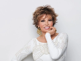 Accessories_Raquel Welch_Wigs Voltage Petite by Raquel Welch