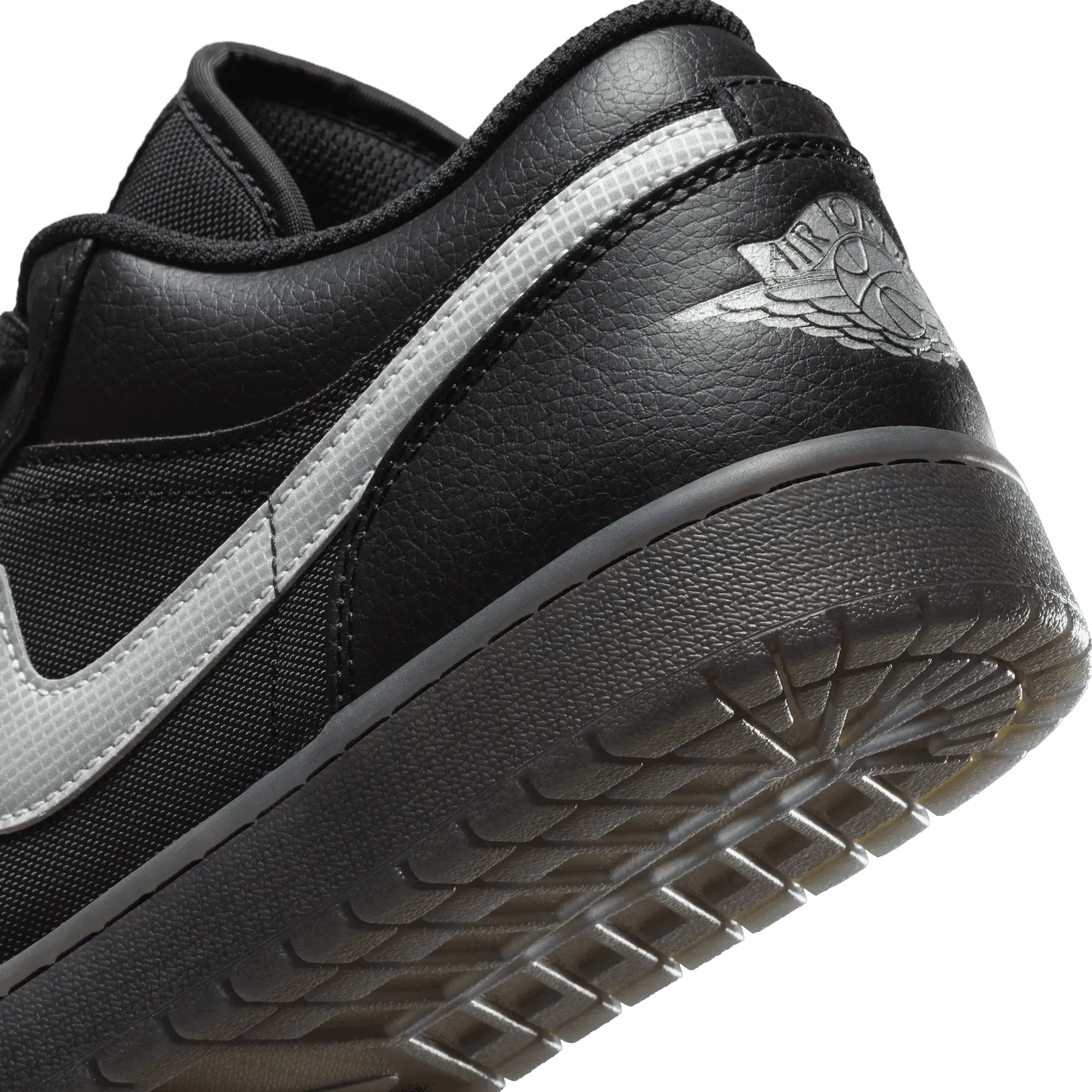 Air Jordan 1 Low SE 'Dark Gum Soles'