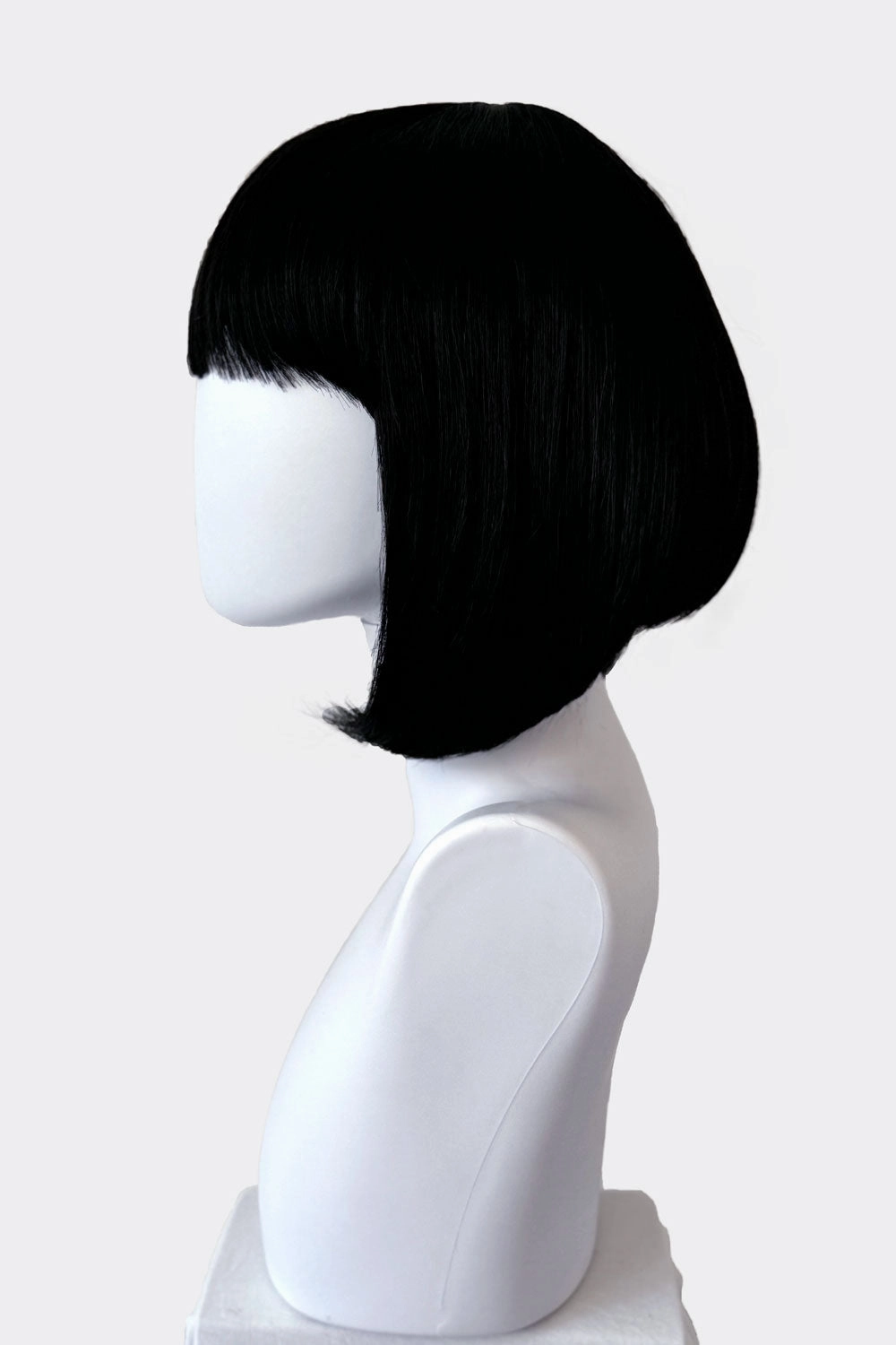Black inverted bob wig: Chloe