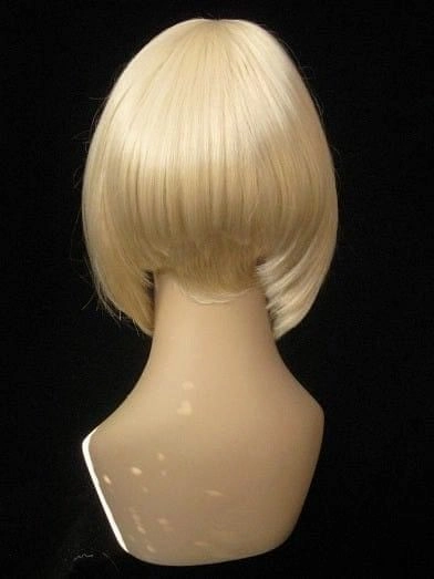 Blonde inverted bob wig: Rhiannon