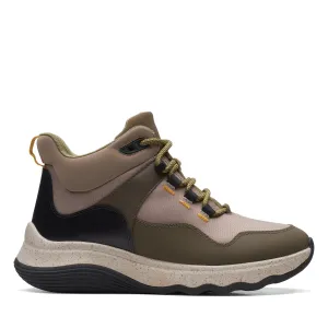 Clarks Jaunt Lo in Green Leather