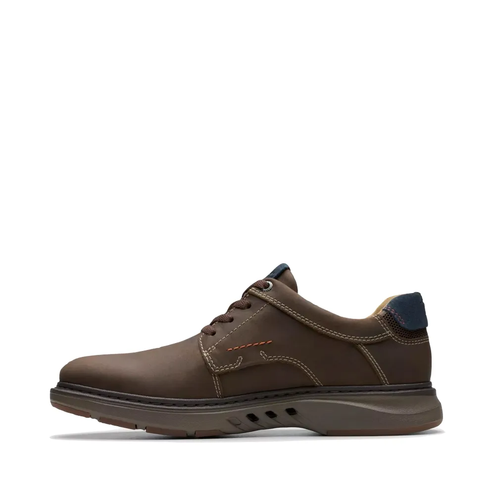 Clarks Men's Un Briley Leather Lace Shoe in Brown Nubuck