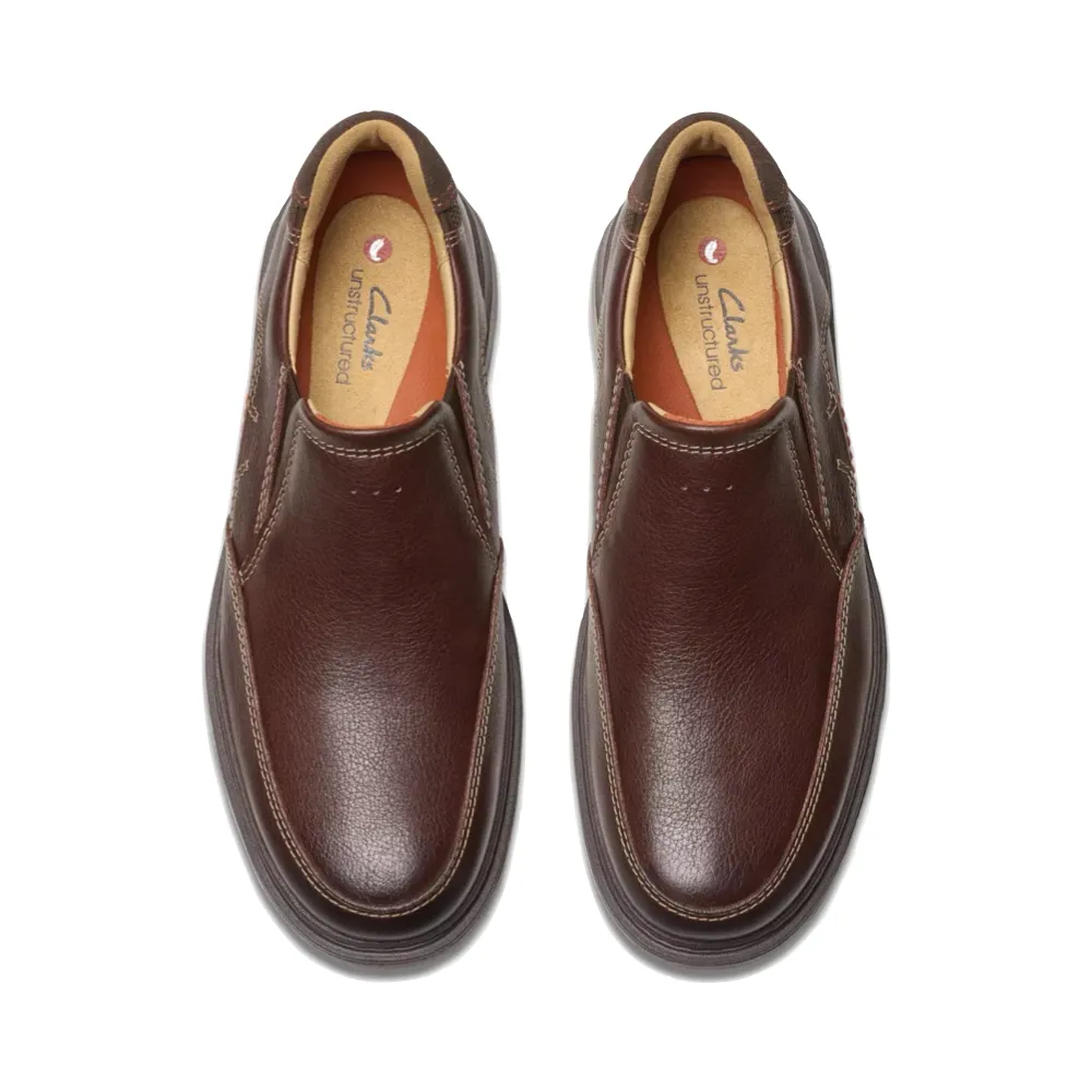 Clarks Men's Un Briley Step Leather Slip On Shoe in Mahogany
