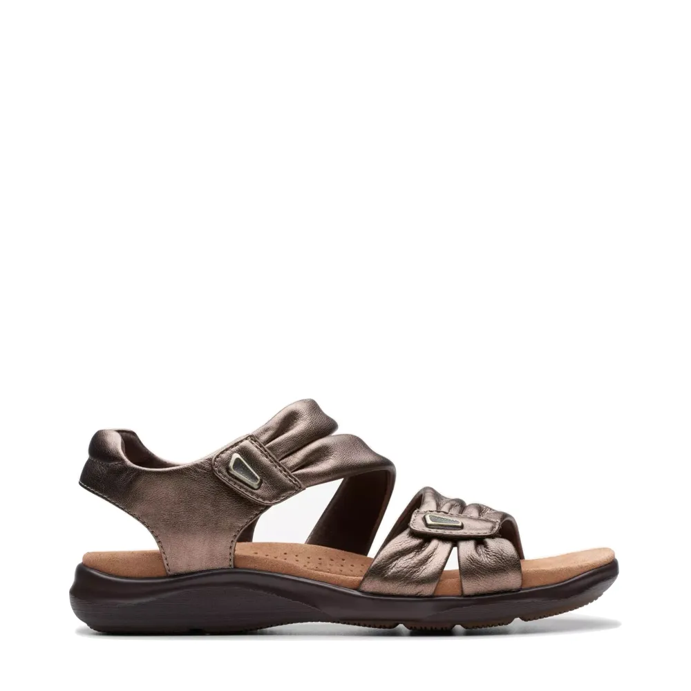 Clarks Women's Kitly Ave Sandal in Bronze