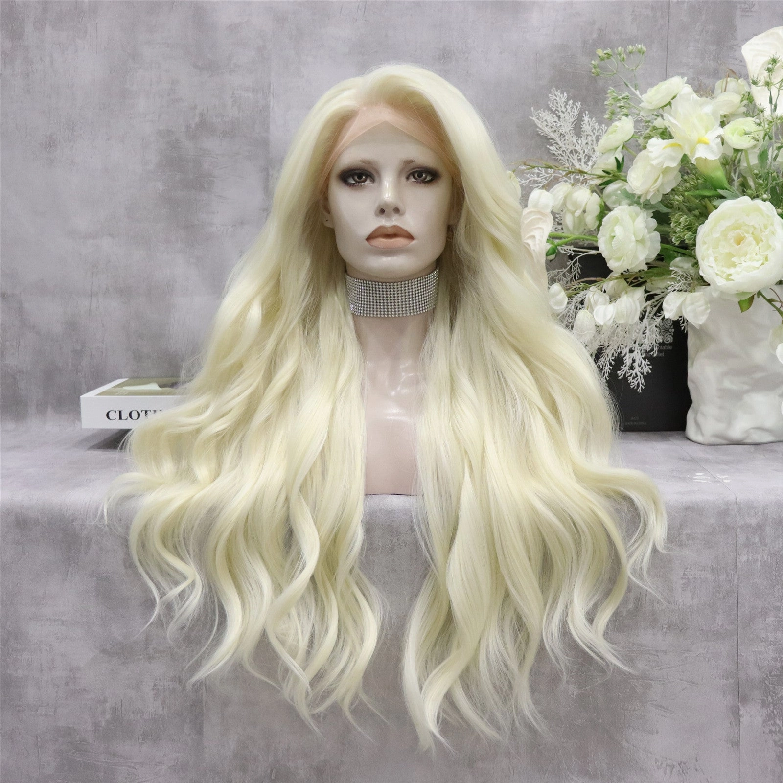 Creamy Blond Long Synthetic Lace Wig Natural Wavy Wig 1001/613