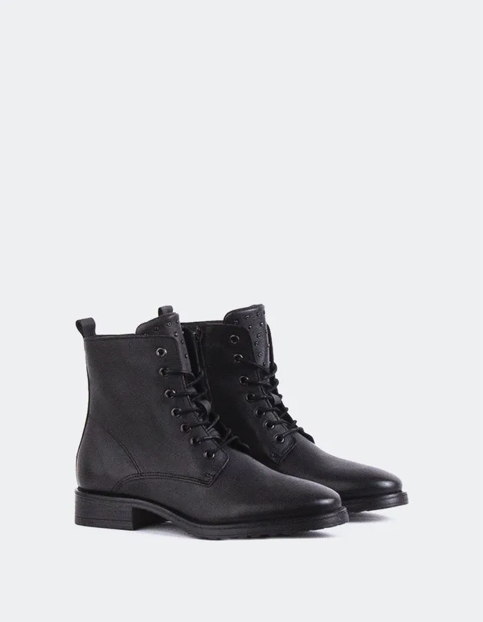 Daiki Black Leather