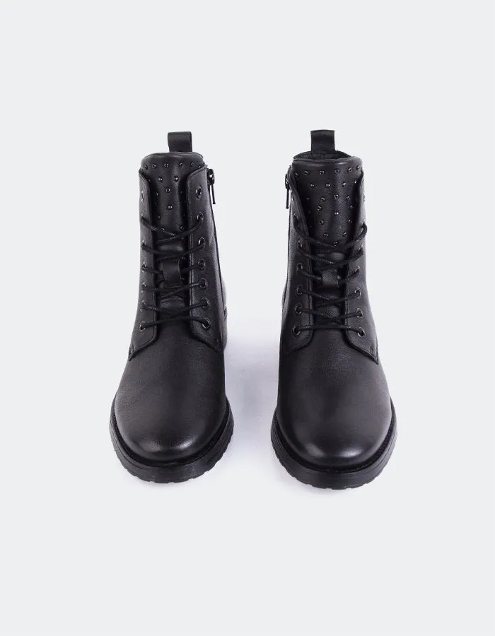 Daiki Black Leather