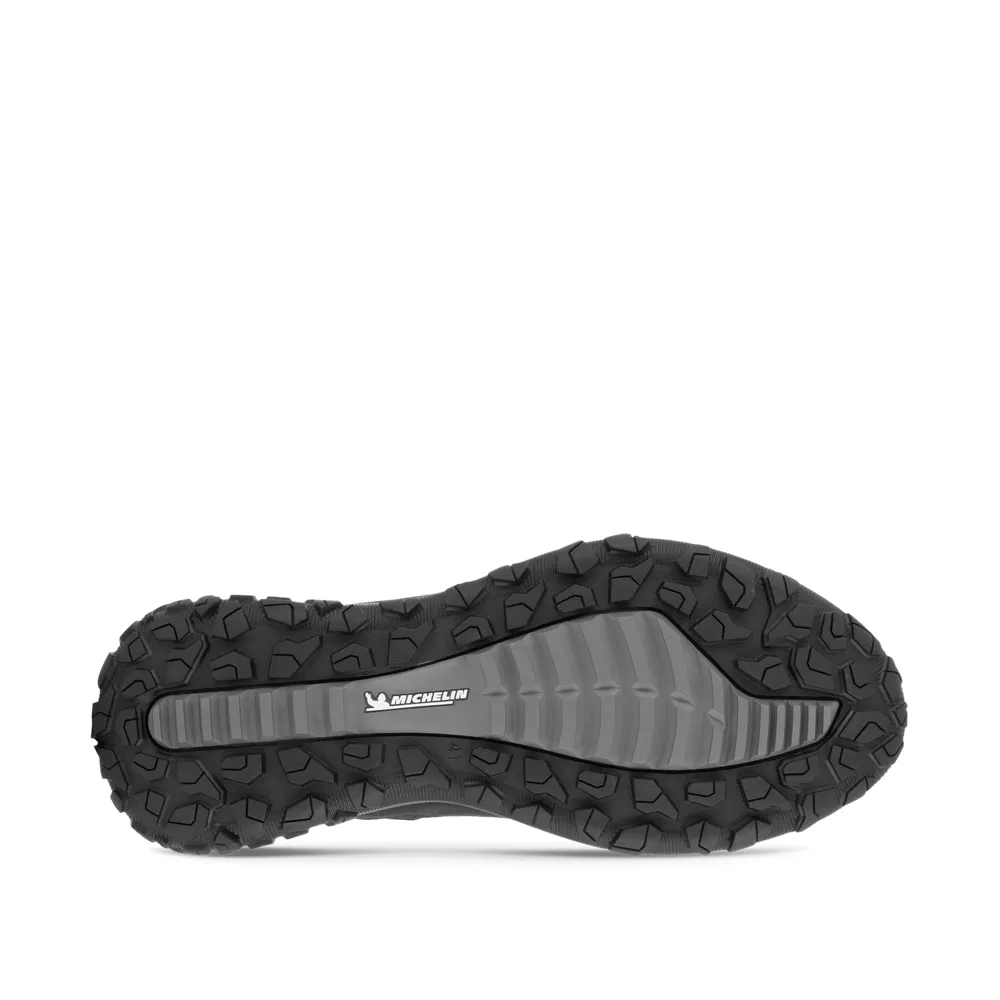 Ecco Men's ULT-TRN Low Waterproof Lace Shoe in Black