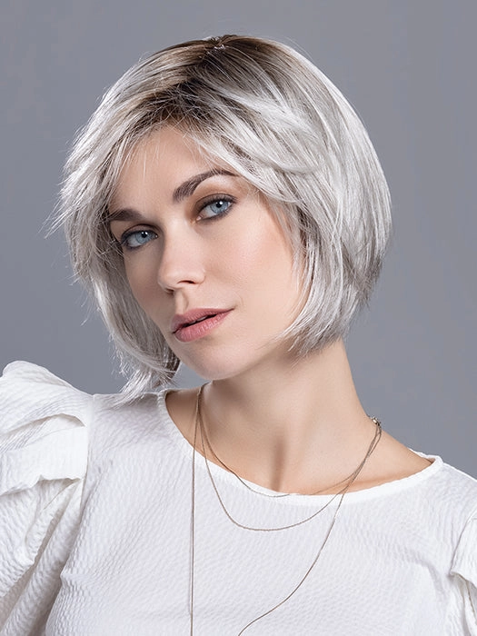 French | Changes Collection | Synthetic Wig