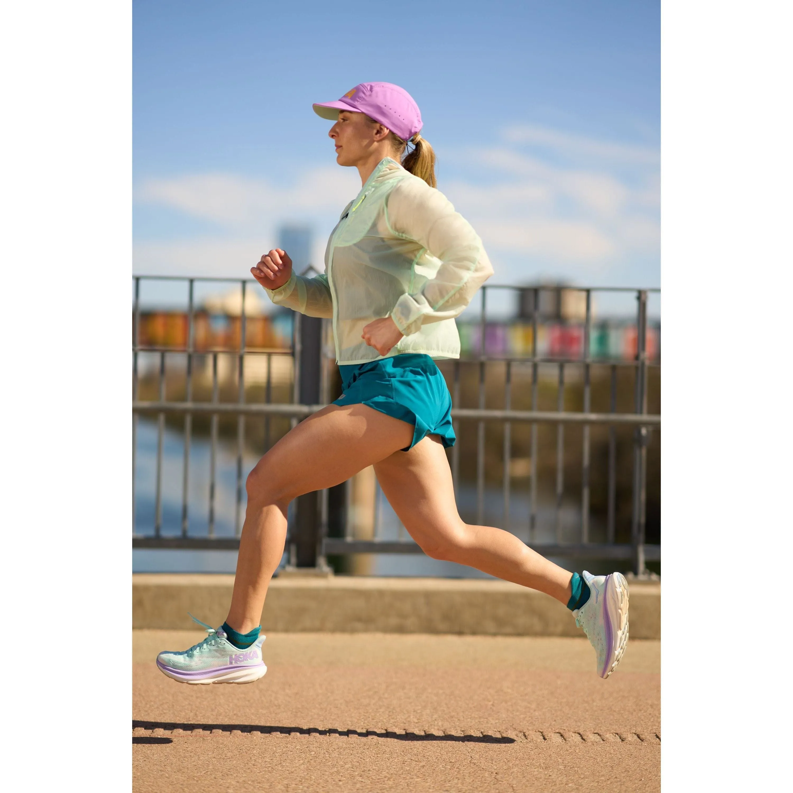 HOKA CLIFTON 9 WOMEN'S MEDIUM AND WIDE - FINAL SALE!