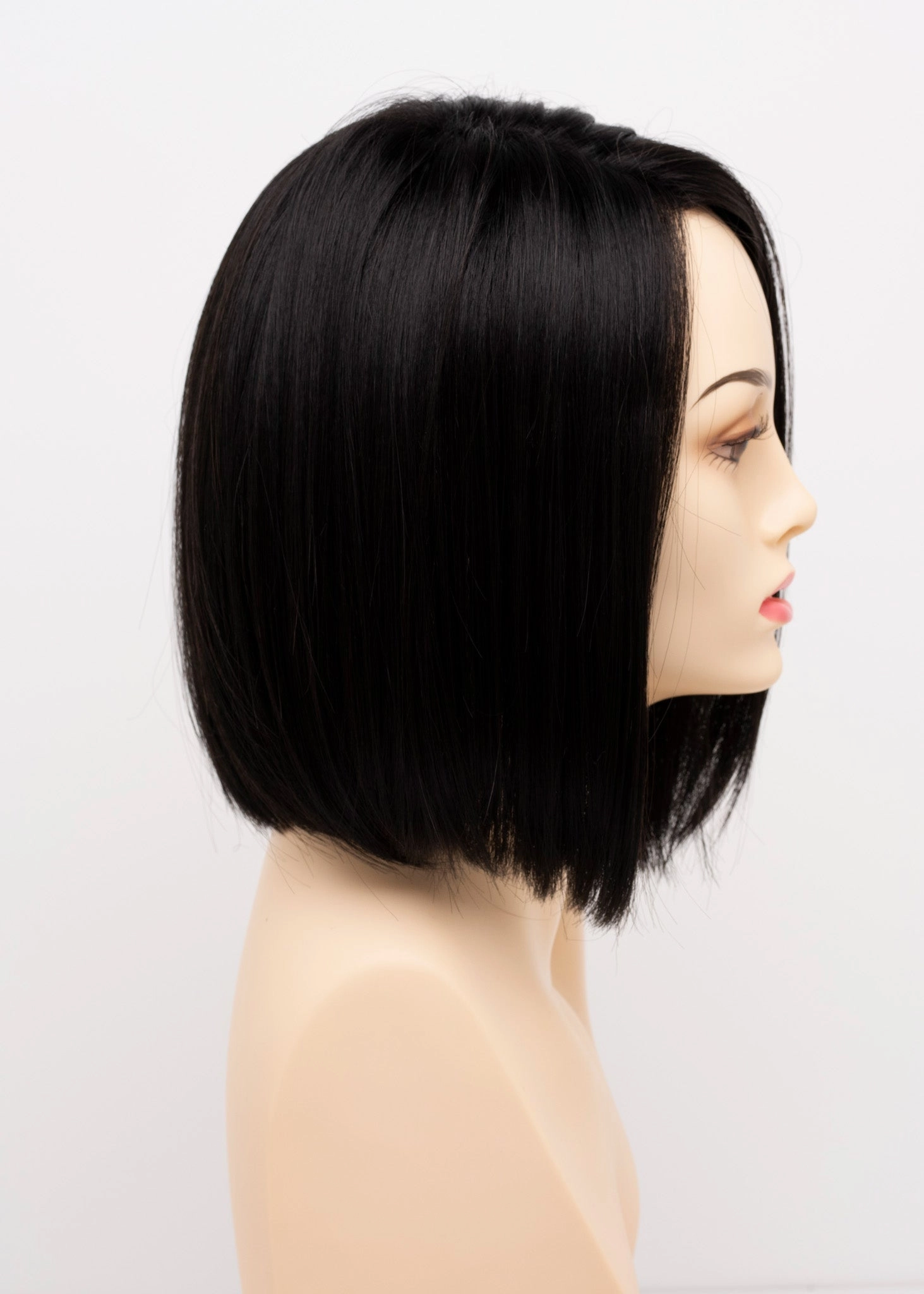 London Wig by Envy | Lace Front | Mono Part | Synthetic Fiber