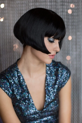 Louise Brooks style wig, short black bob: Brooks