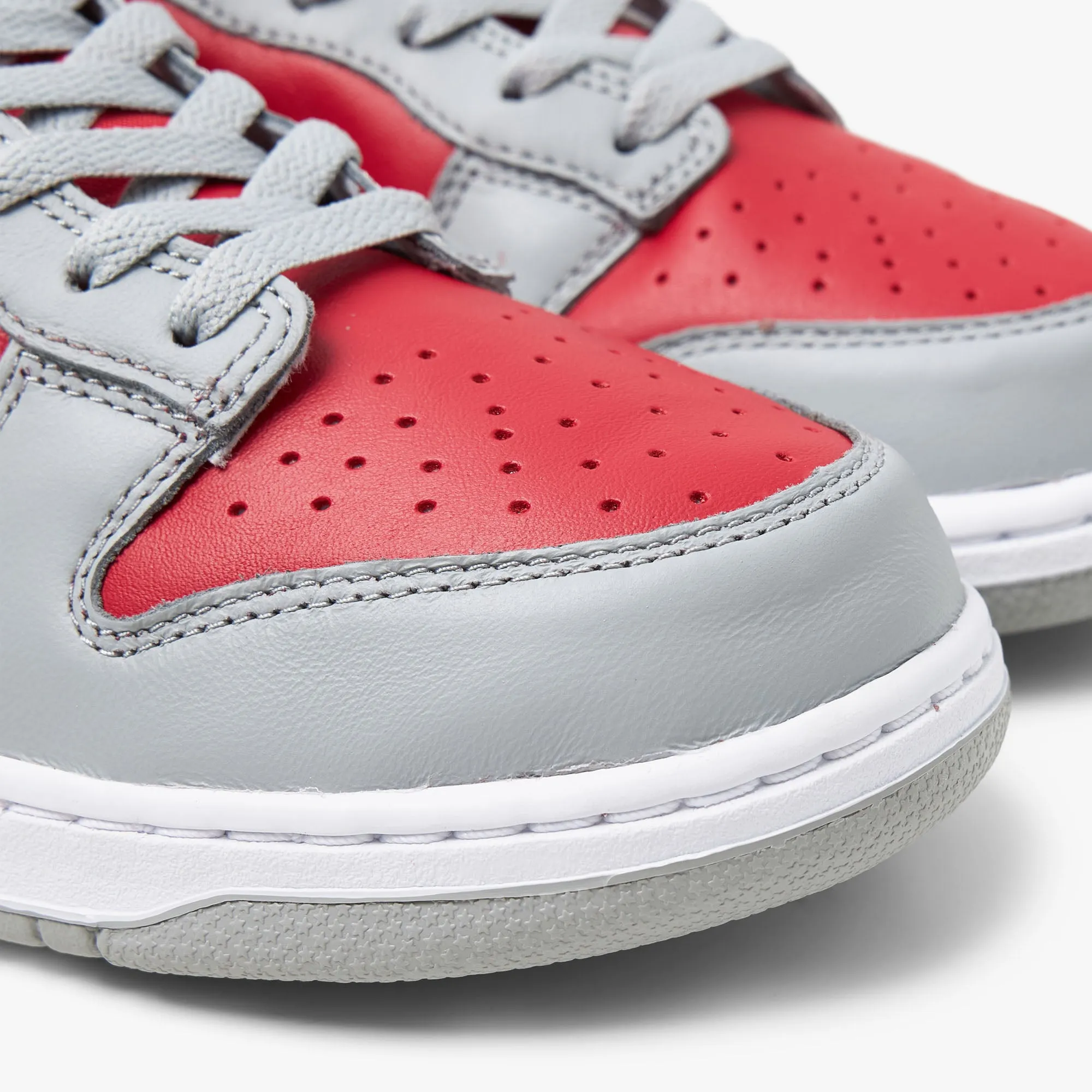 Nike Dunk Low Varsity Red / Silver - White