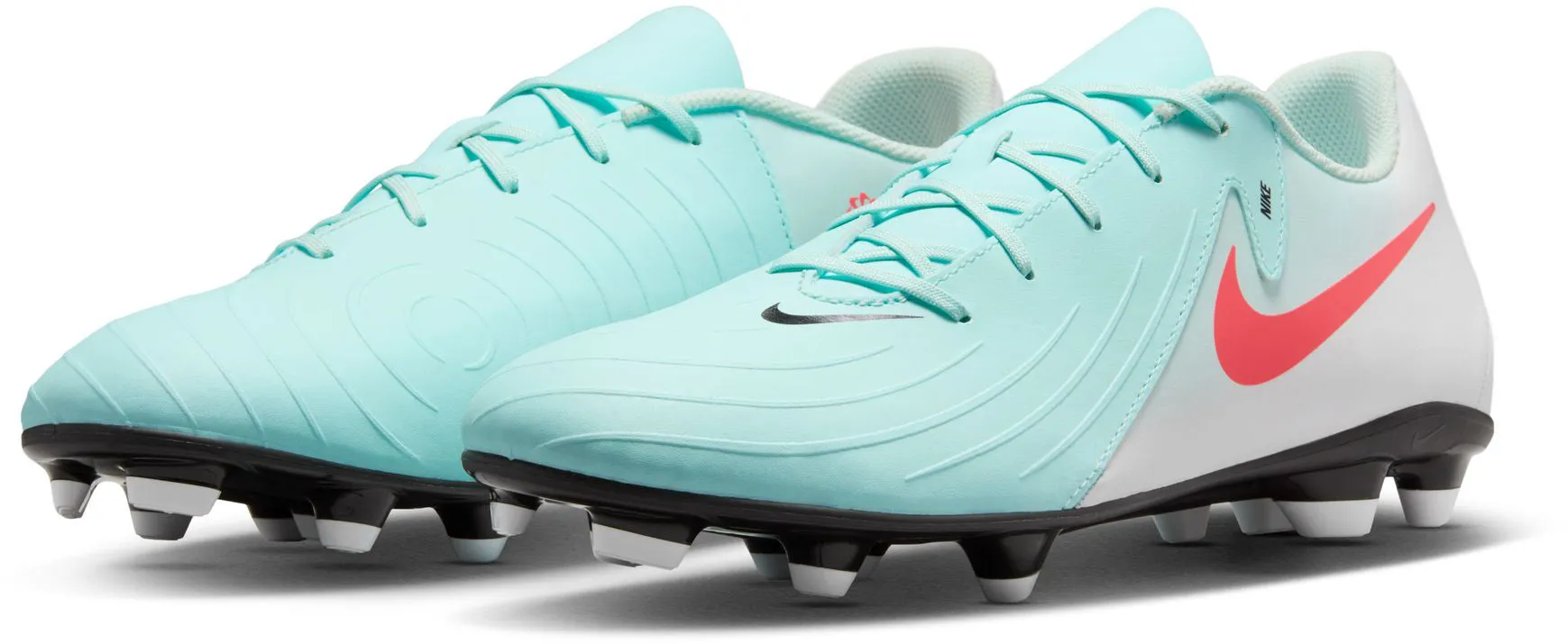 Phantom GX 2 Club MG Low-Top Men's Football Boots