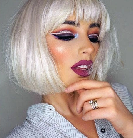 Platinum blonde bob wig: Carol-Anne