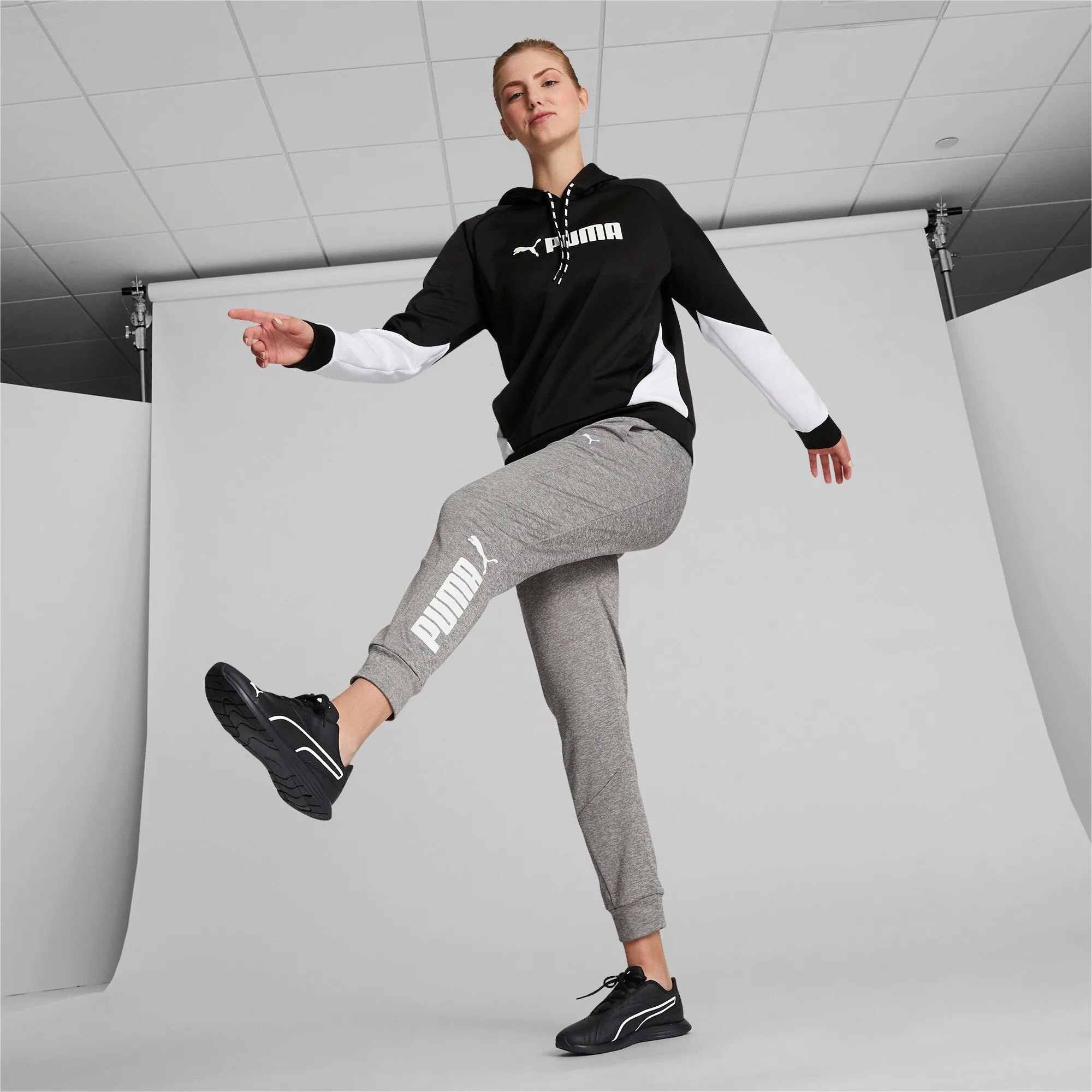 PUMA Women's Ella Lace Up Shoes