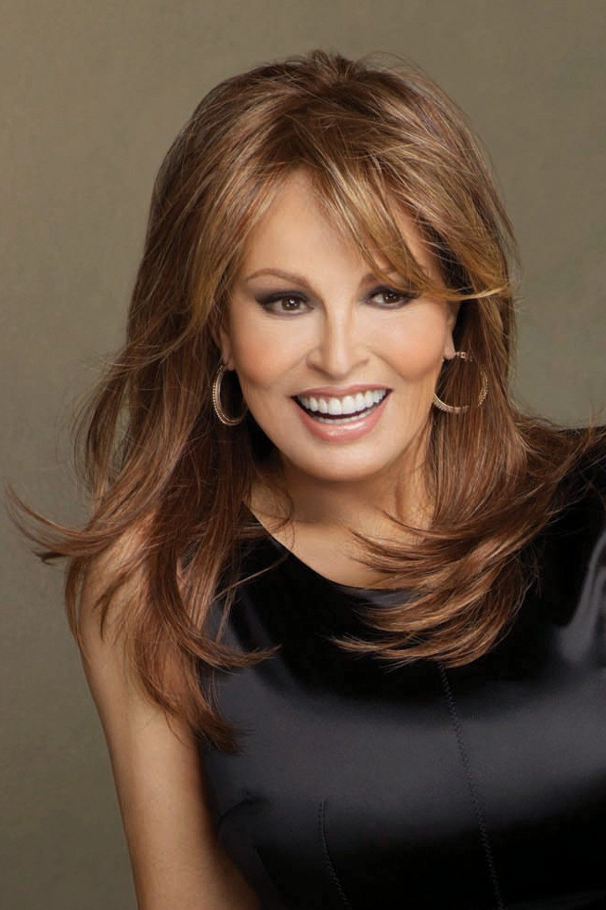 Raquel Welch Wigs - Spotlight