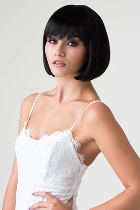 Short black bob wig: Josie